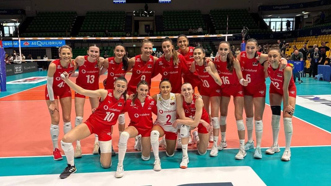 Haydi Filenin Sultanları coşturun bizi 3